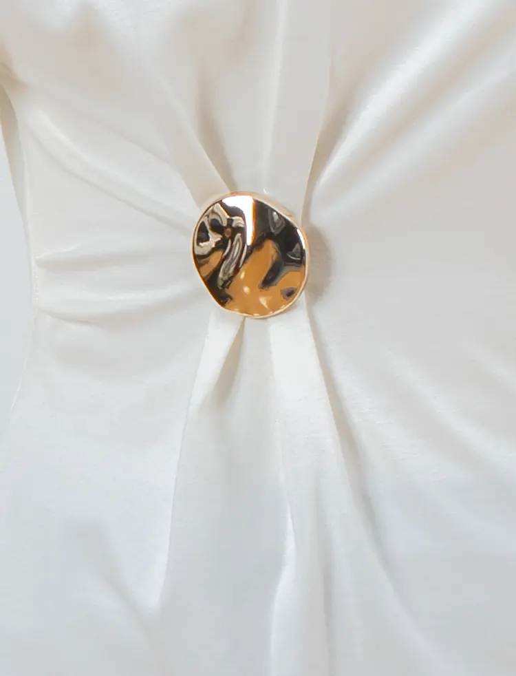 White Oversized Crew Neck T-Shirt with Gathered Waist and Round Ornament