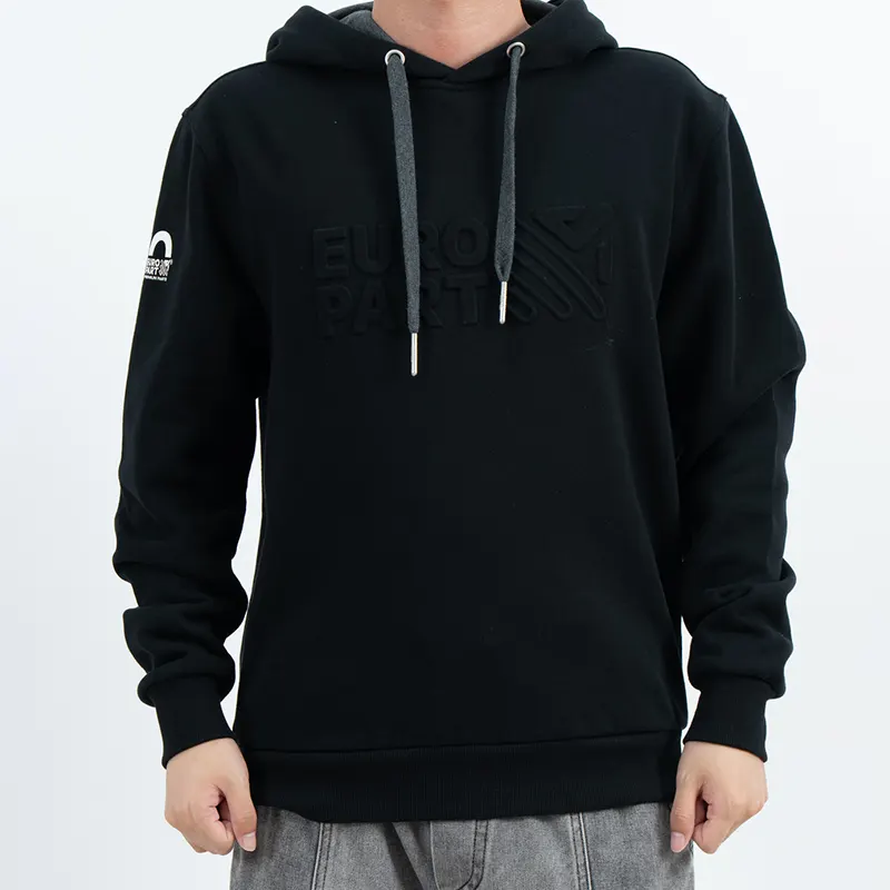 Hoodie Pullover dengan Grafik Dada Tonal Dinaikkan dan Grafik Trak Belakang